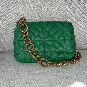 Small handbag from Zara. Never used. Detachable chain. Can be used as clutch.